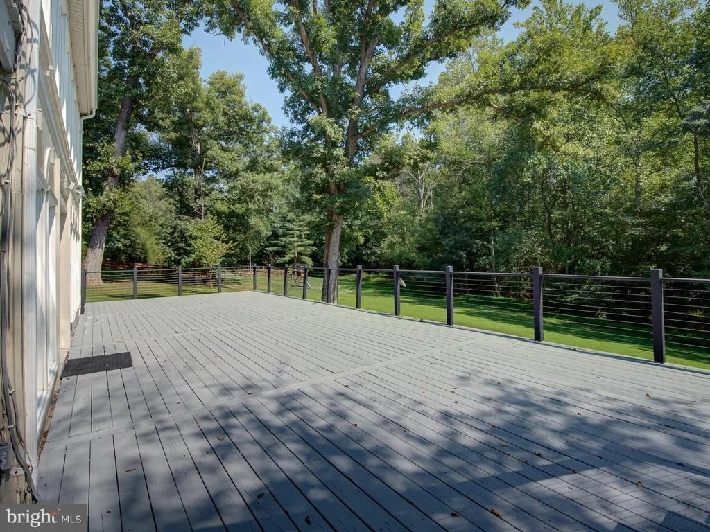 Photo of 11769 HOLLYVIEW DRIVE