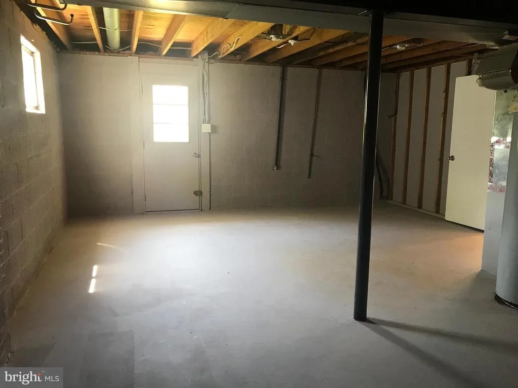 Photo of 13400 CANYON COURT