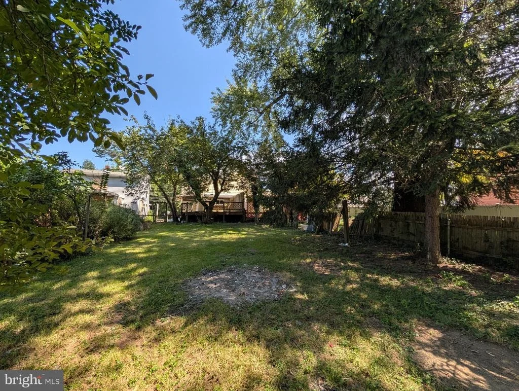 Photo of 6090 FALLS ROAD