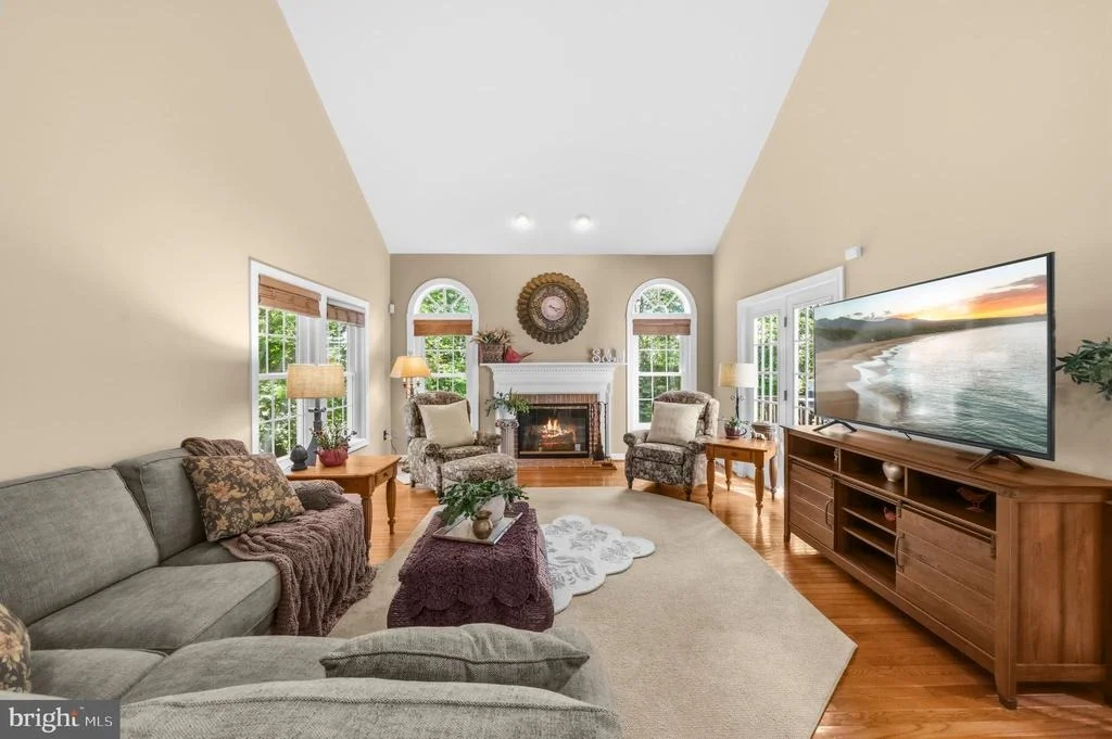 Photo of 21527 FOX FIELD CIRCLE