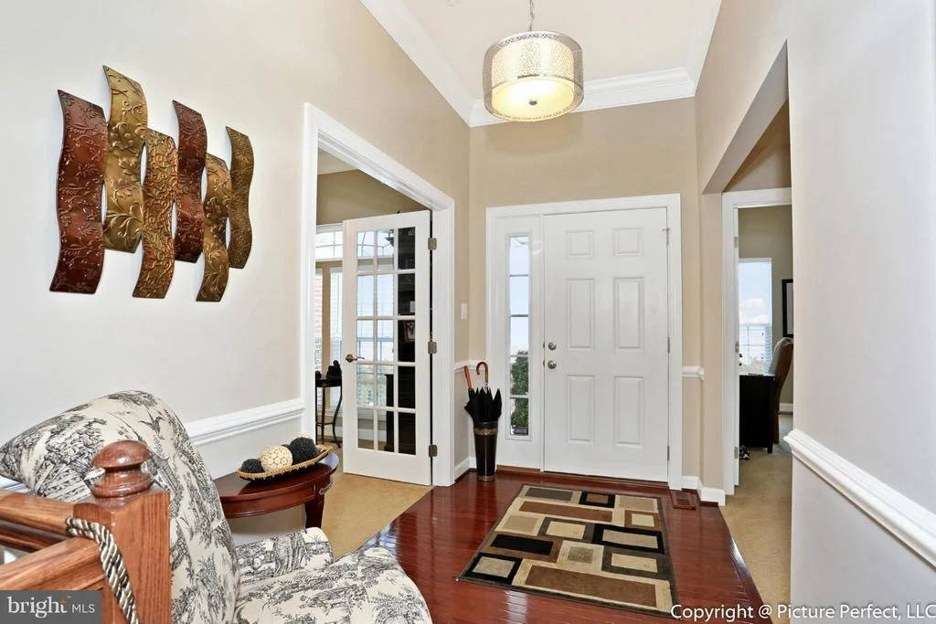 Photo of 140 SUNLIGHT COURT