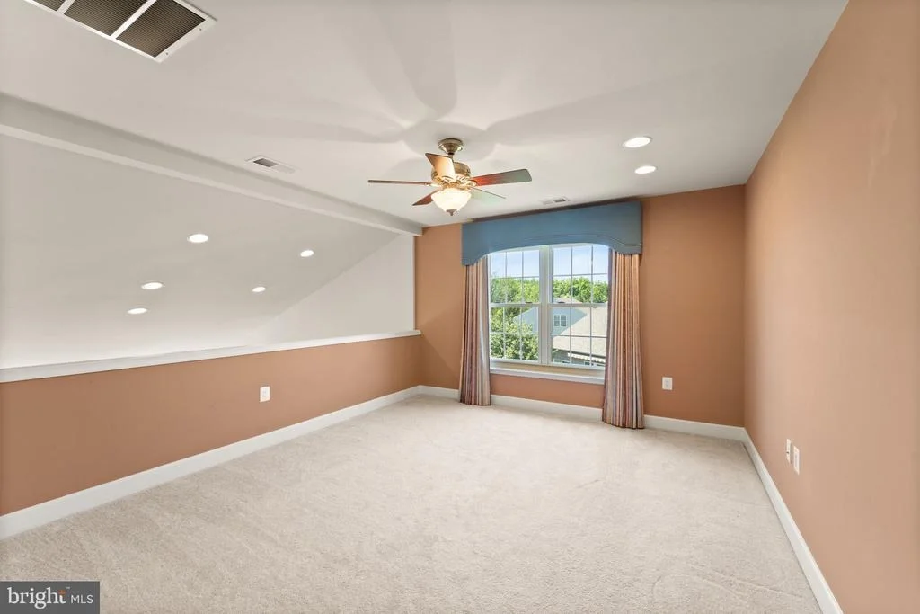 Photo of 20444 BUNKER HILL WAY
