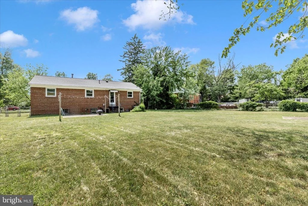 Photo of 5806 CHERYL LANE