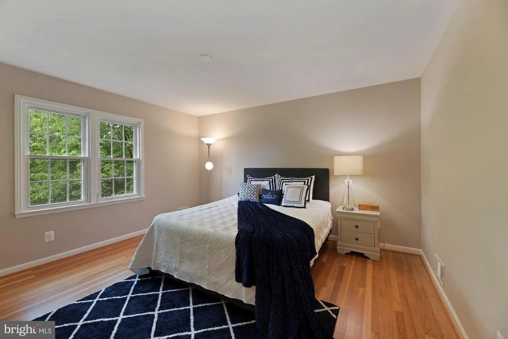 Photo of 7700 FALSTAFF ROAD