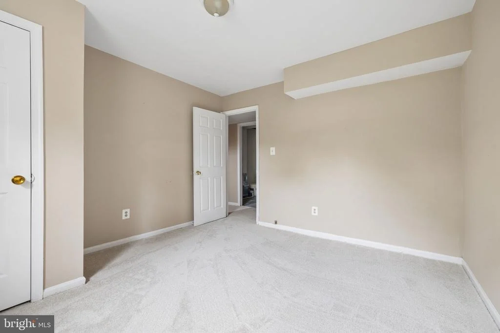 Photo of 15922 EDGEWOOD DRIVE