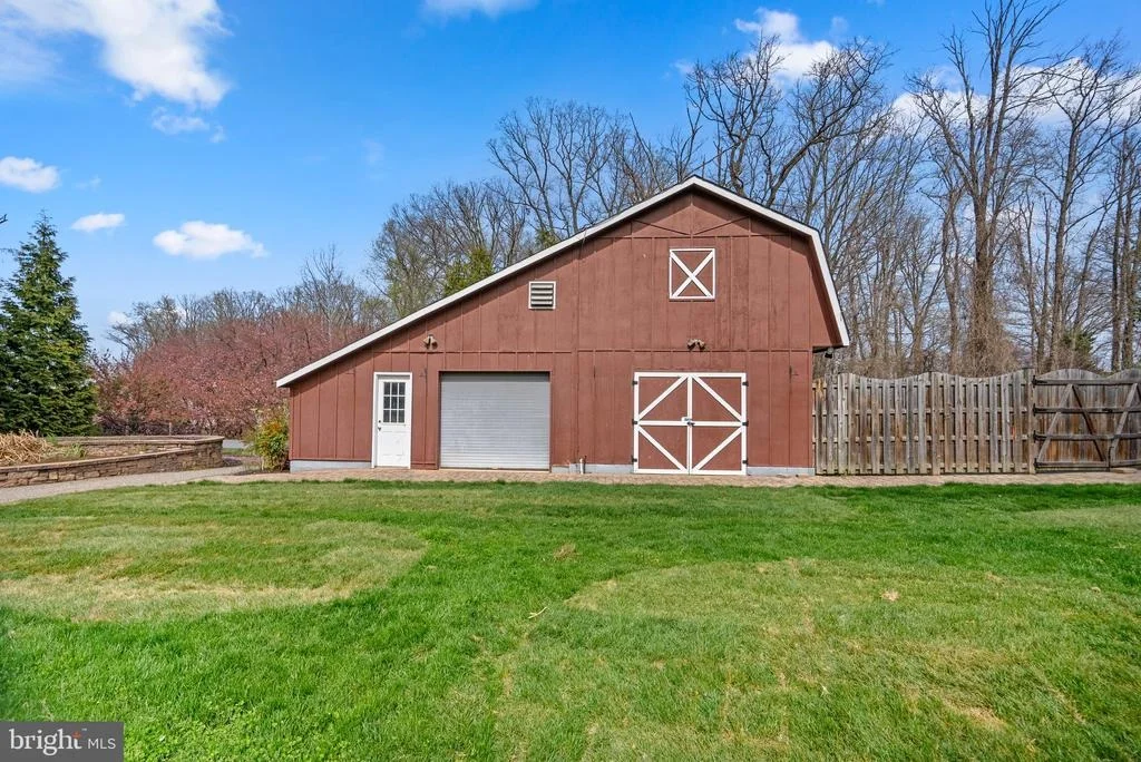 Photo of 3838 BELL ROAD