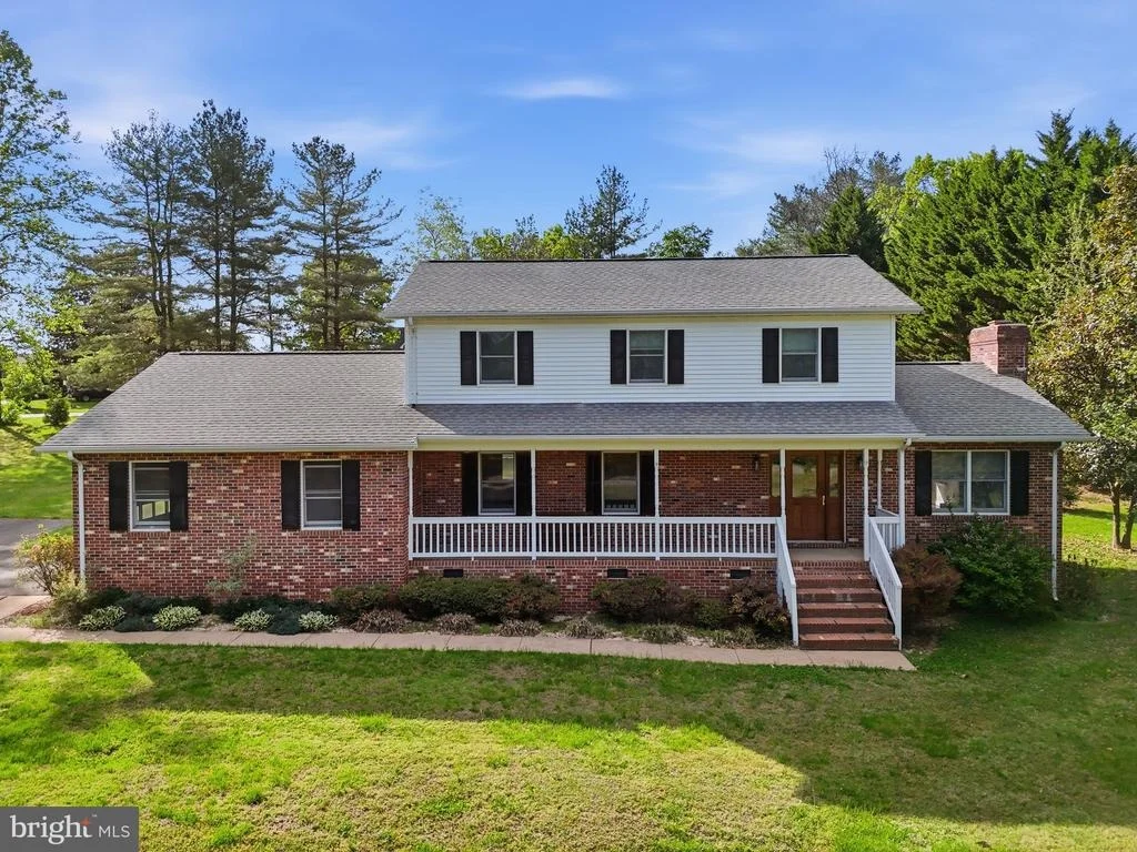 Photo of 13360 CAMERON COURT