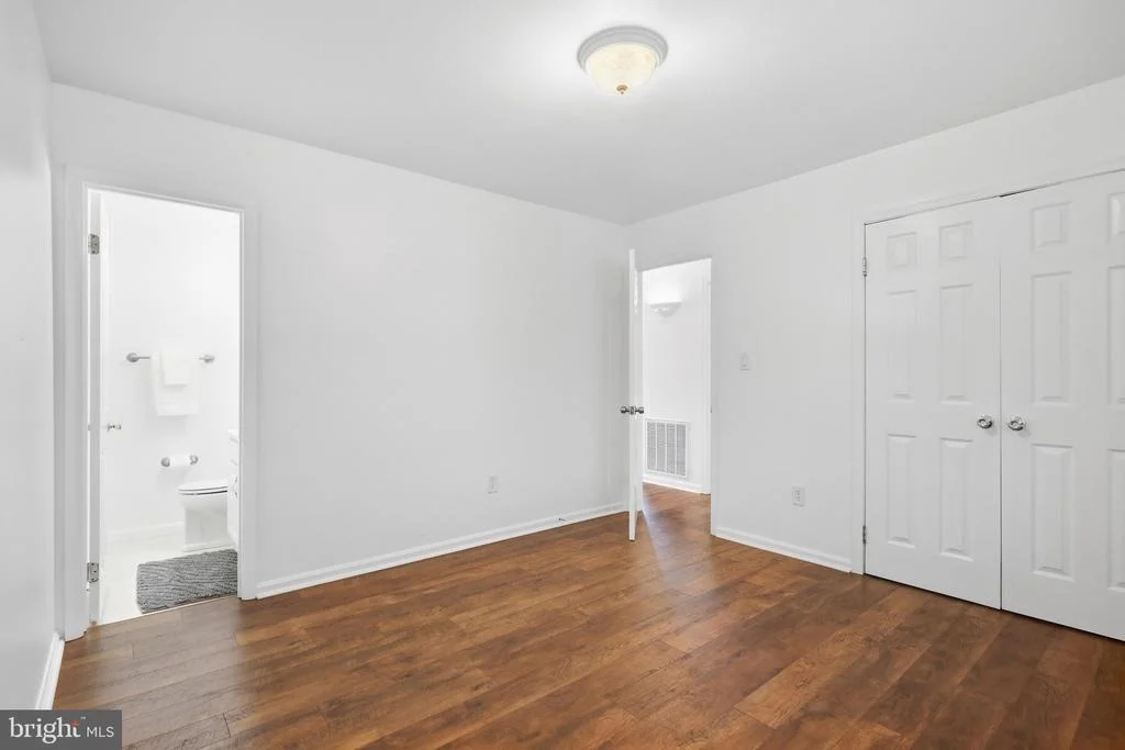 Photo of 9407 KING GEORGE DRIVE