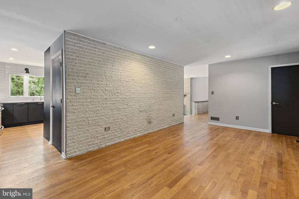 Photo of 3005 SYCAMORE COURT