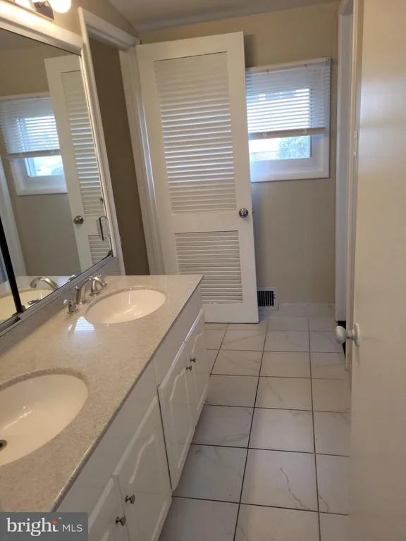 Photo of 6805 PIMLICO DRIVE