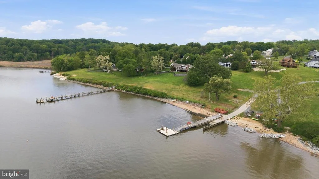 Photo of 160 CLIFFVIEW DRIVE