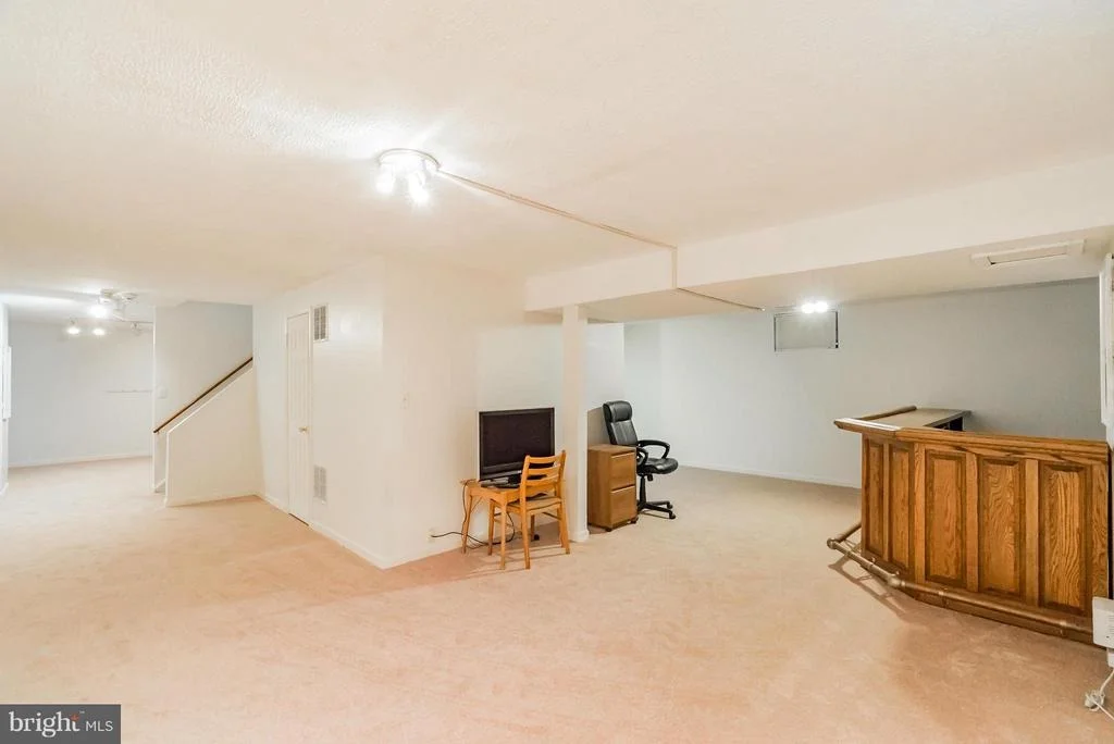 Photo of 17412 EVANGELINE LANE