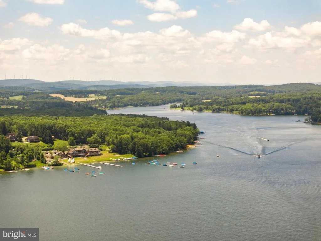 Photo of 2895 TURKEY NECK ROAD