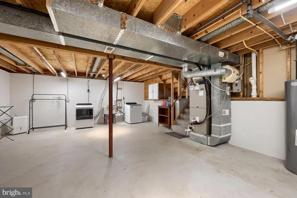 Photo of 5350 POMMEL DRIVE