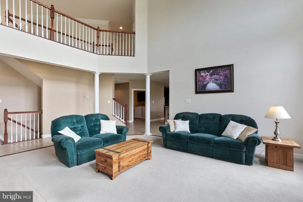 Photo of 10138 ROULETTE DRIVE