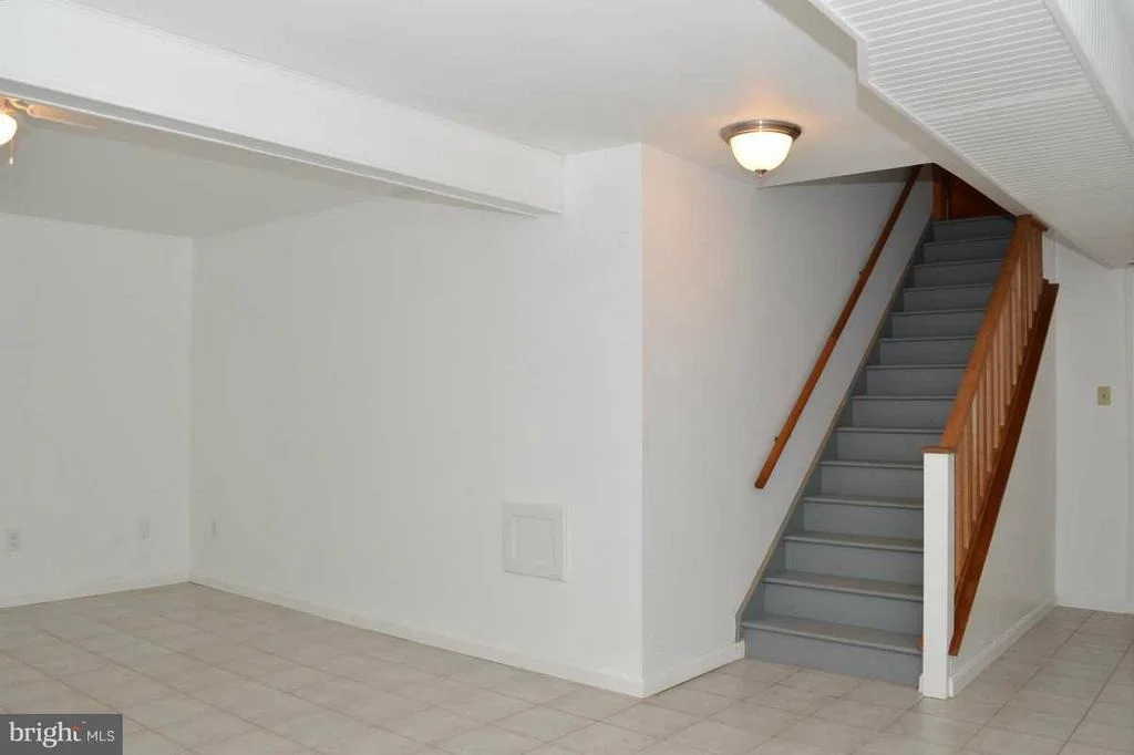 Photo of 6191 VIEWSITE DRIVE