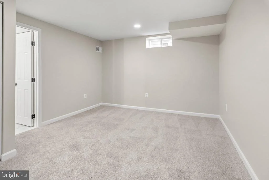 Photo of 603 CHAPELGATE DRIVE