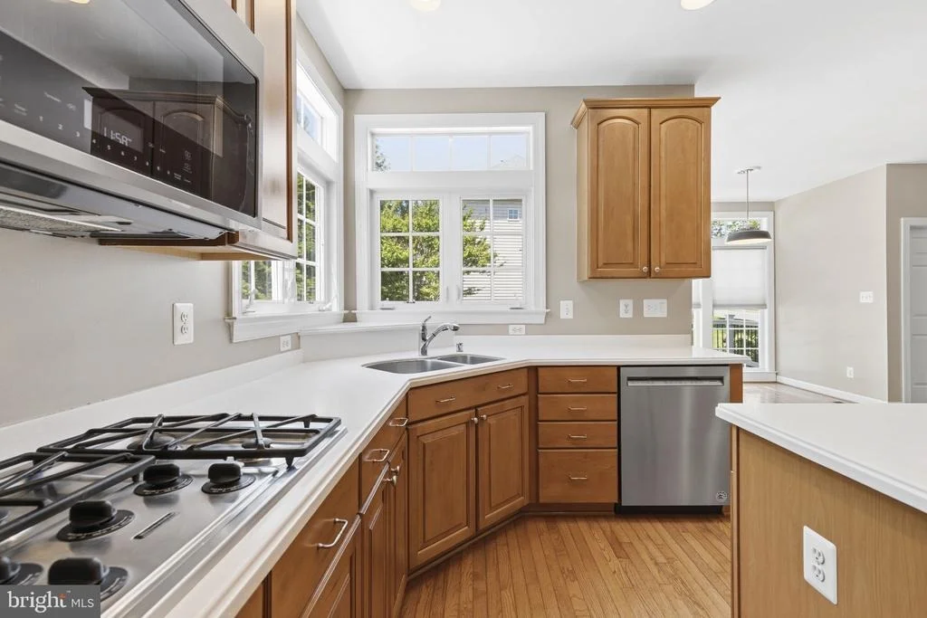 Photo of 1124 OAK TREE DRIVE