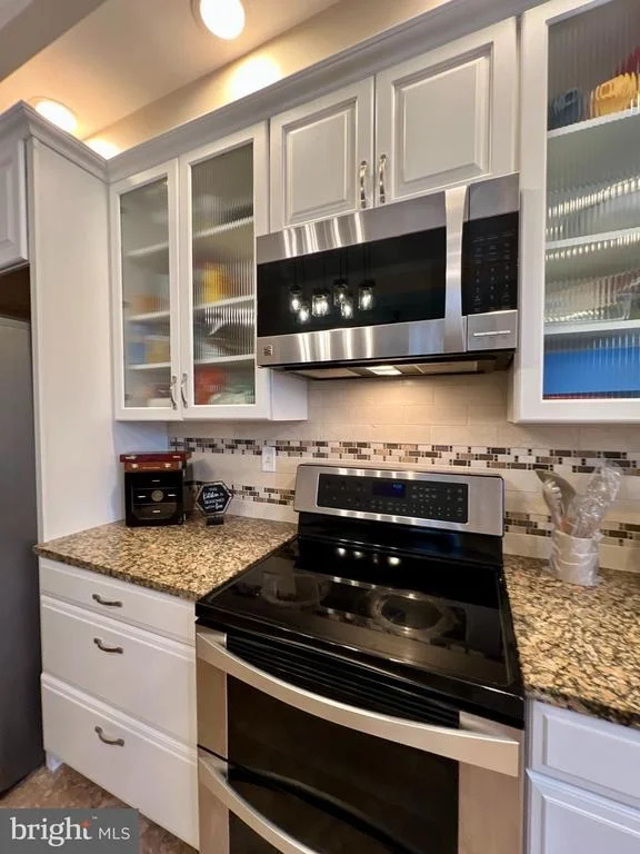Photo of 11615 BONAVENTURE DRIVE