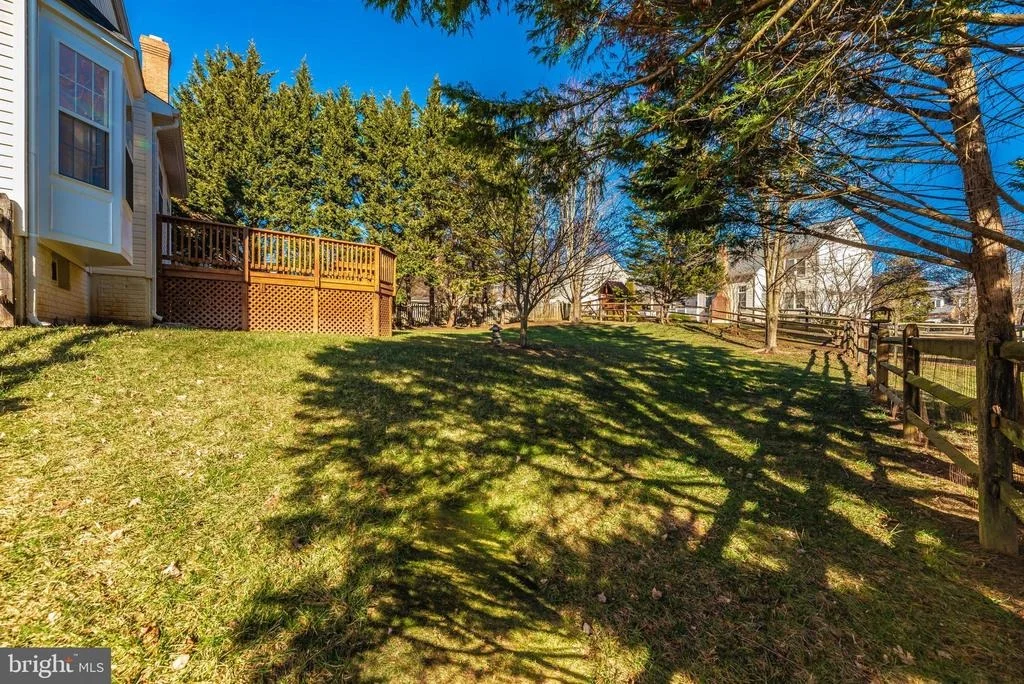 Photo of 10203 CROSSCUT WAY