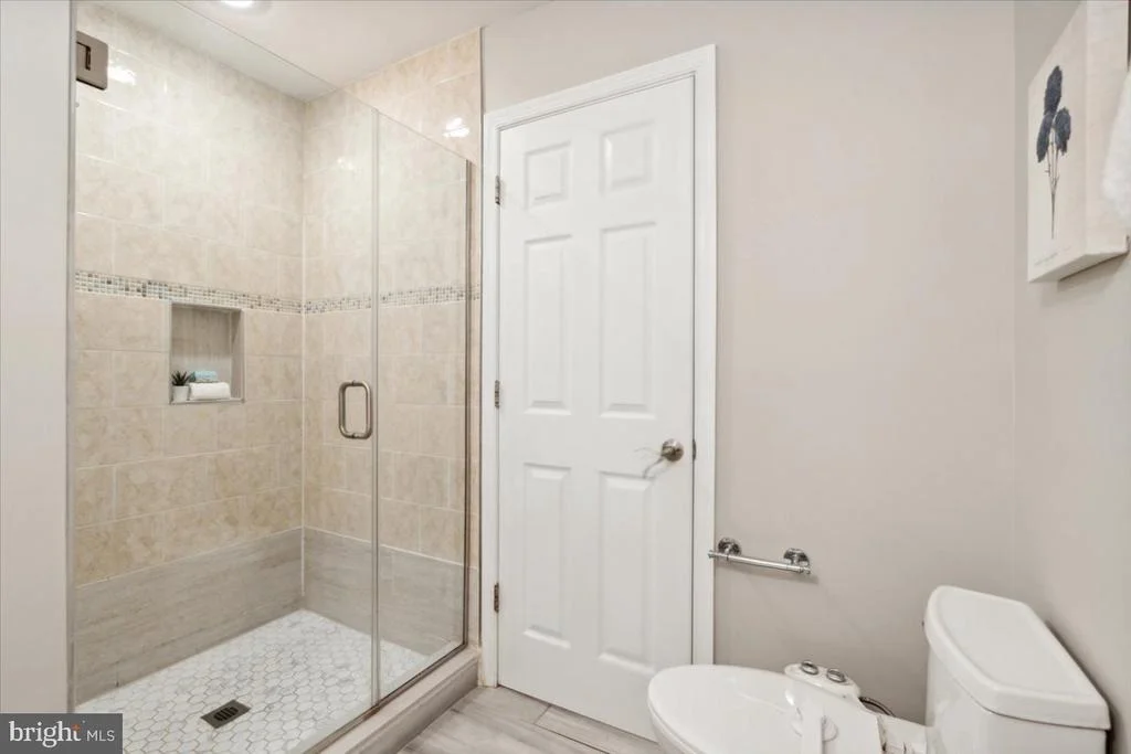 Photo of 819 TRAIL AVENUE