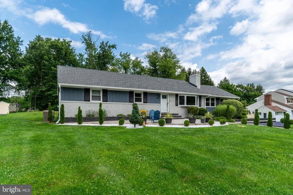 Photo of 6 MORNINGSIDE DRIVE
