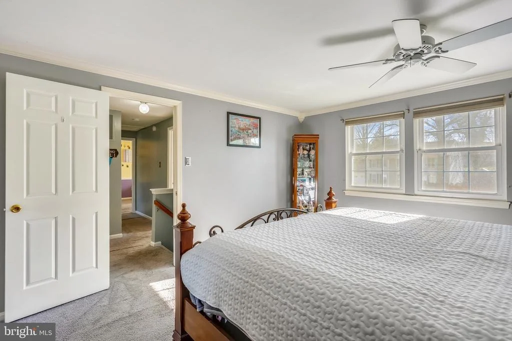 Photo of 915 POINTER RIDGE DRIVE