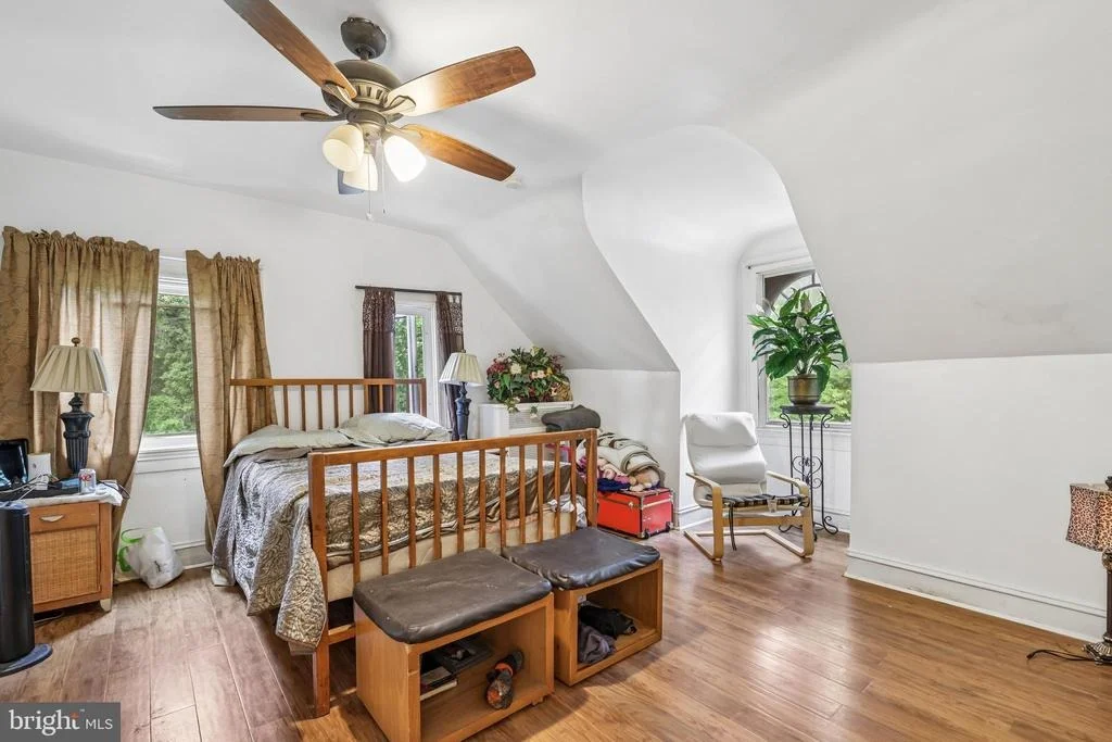 Photo of 2616 TALBOT ROAD
