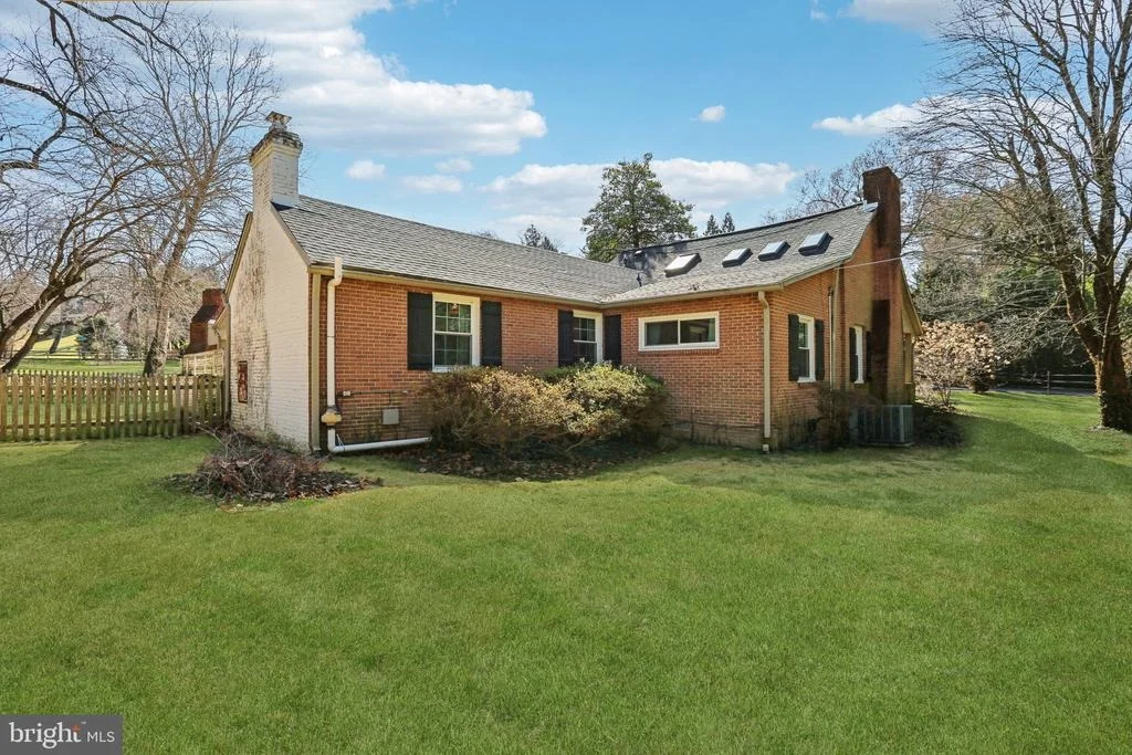 Photo of 1500 WILLOW AVENUE