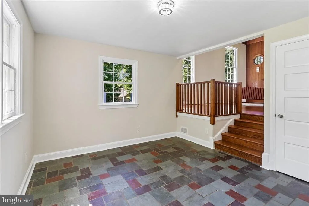 Photo of 12811 LACY DRIVE