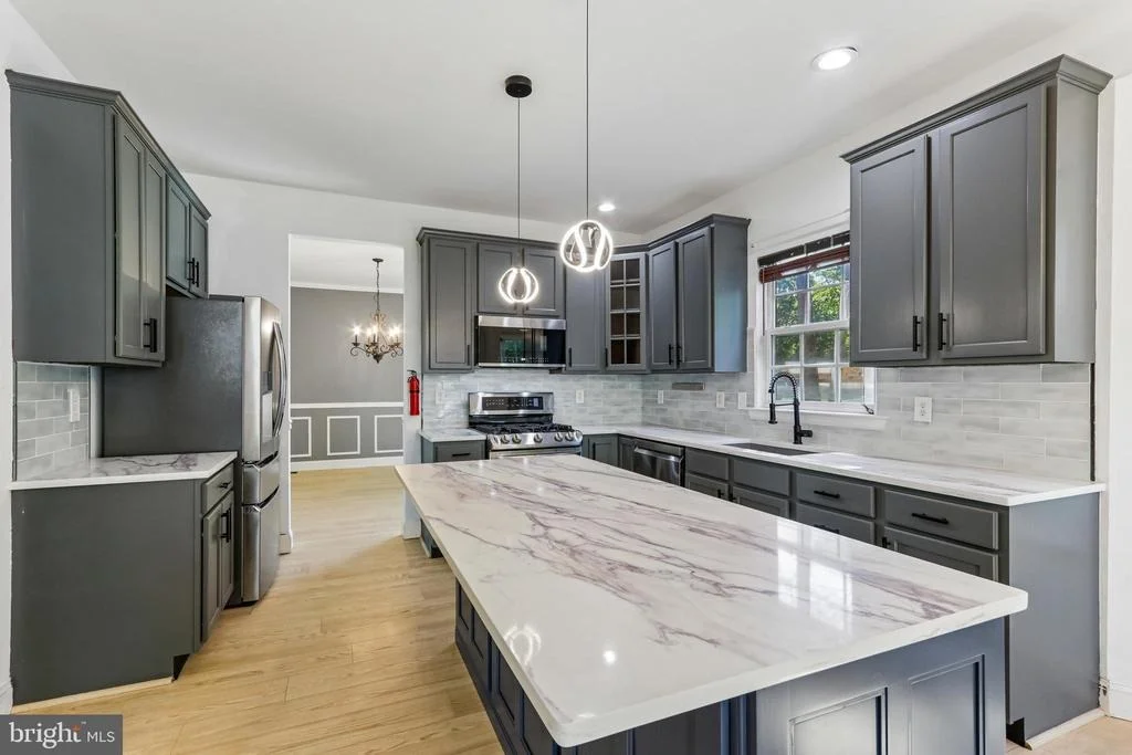 Photo of 7 LONGFELLOW LANE