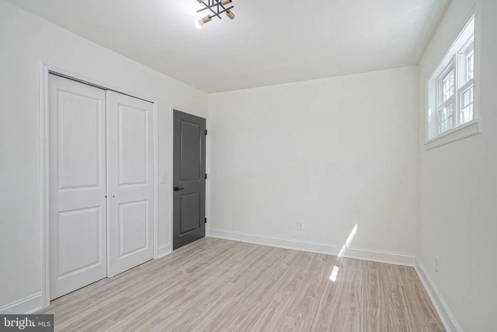 Photo of 383 MONTGOMERY DRIVE