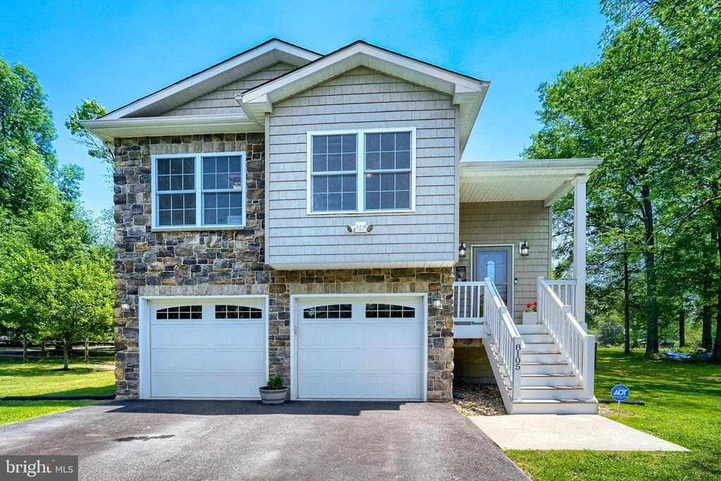 Photo of 8105 BEVERLY ROAD