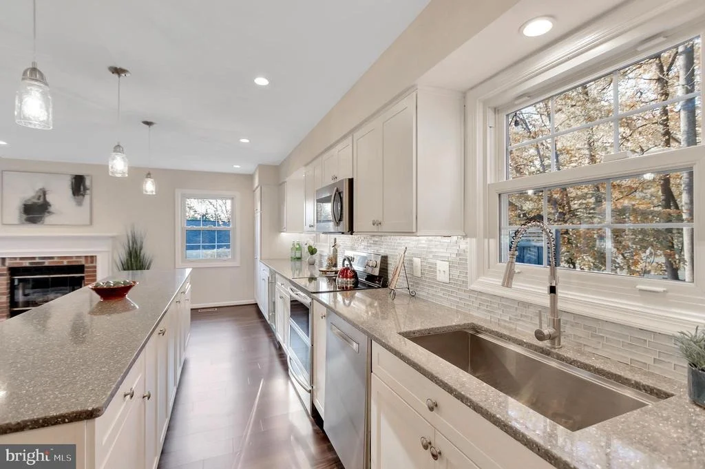 Photo of 13832 BEACON HOLLOW