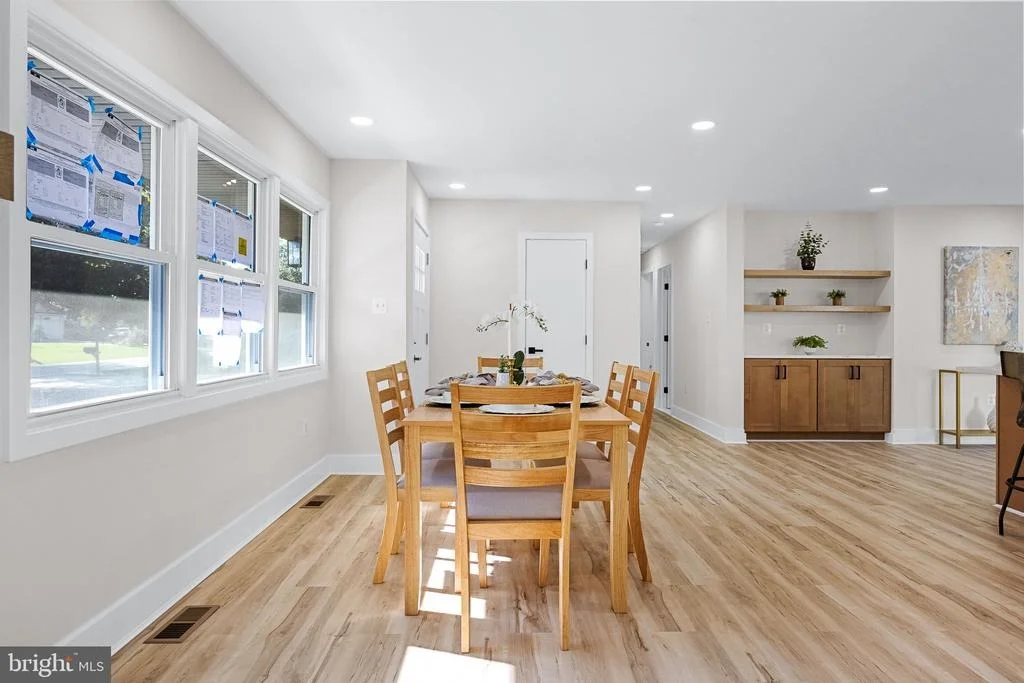 Photo of 305 RIVER BEND ROAD