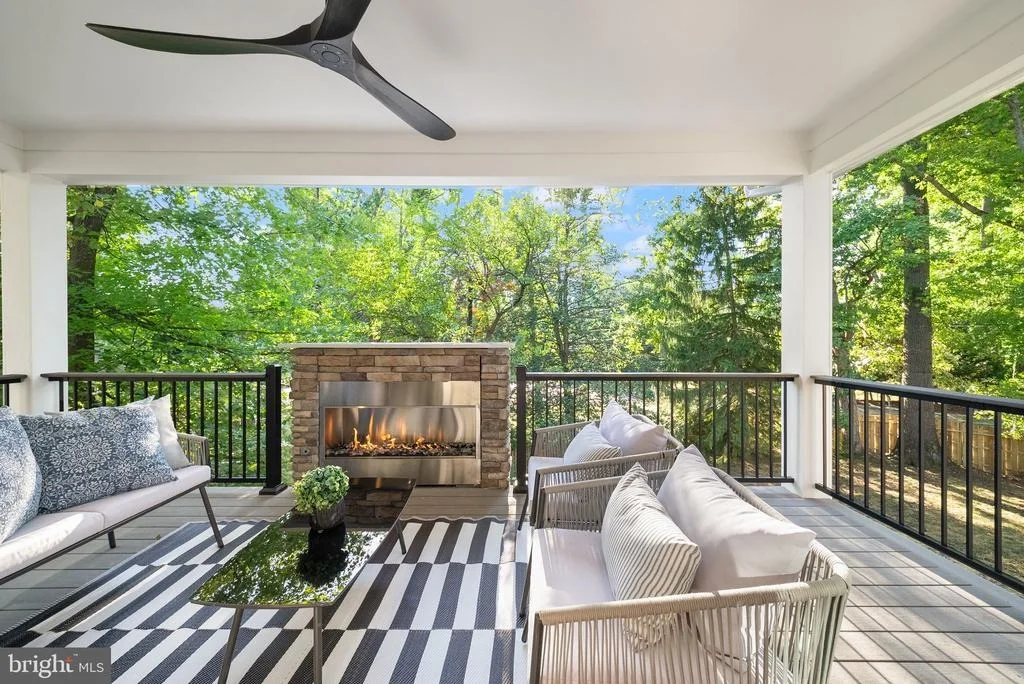 Photo of 8615 ACORN CIRCLE