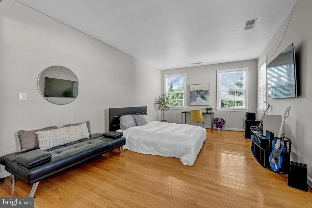 Photo of 42654 FRONTIER DRIVE