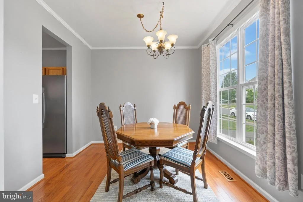 Photo of 6912 VERSAILLE DRIVE