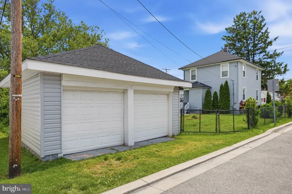 Photo of 300 TOWNSEND AVENUE
