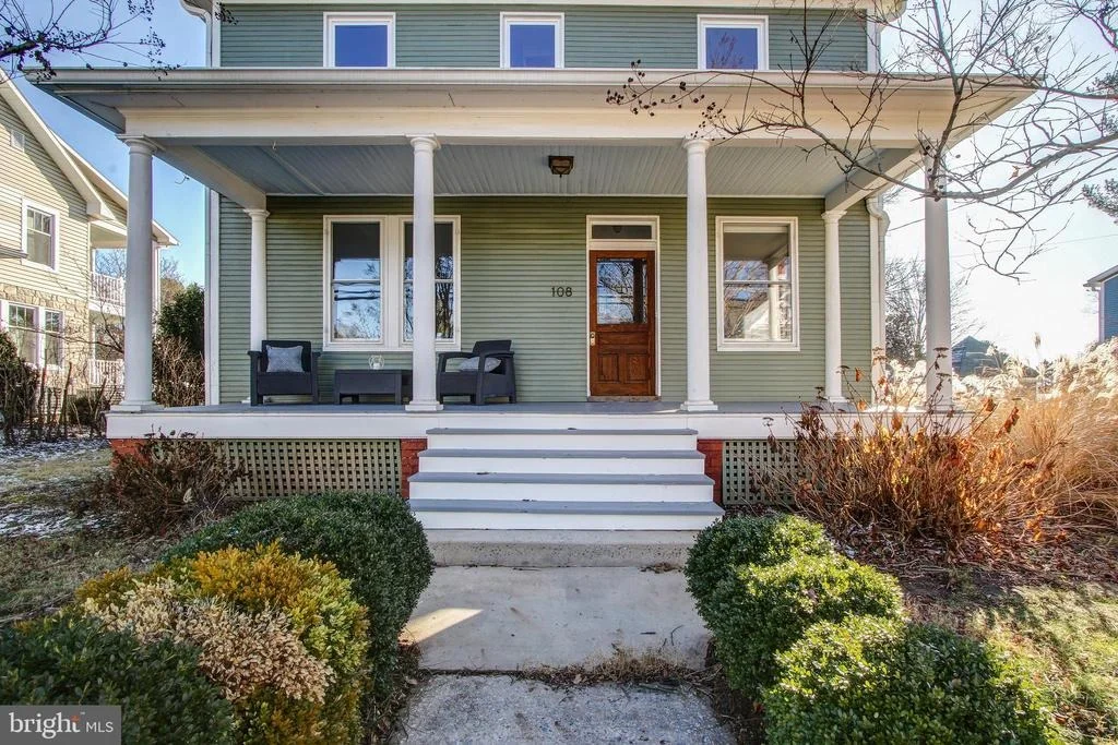Photo of 108 BROAD STREET