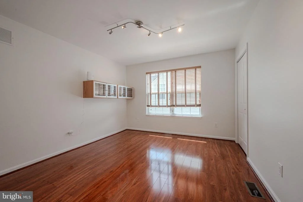 Photo of 4 MICHAEL TOWNSEND COURT