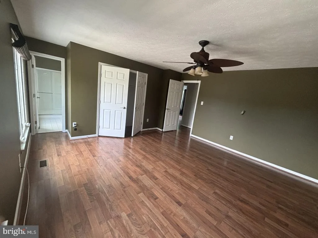 Photo of 4233 GREYS RUN CIRCLE