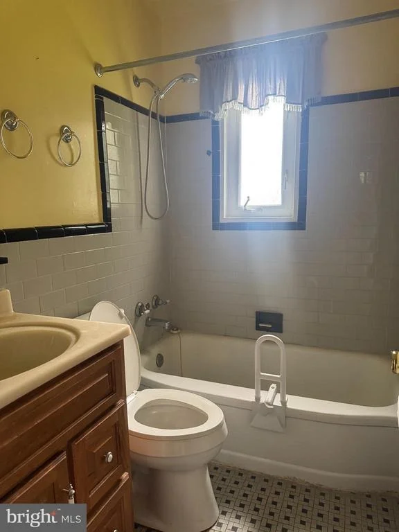 Photo of 137 FLEETWOOD TERRACE
