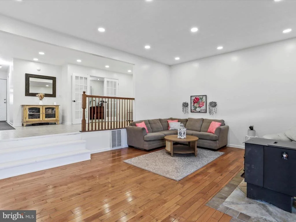 Photo of 1063 GEORGE ARNOLD LANE
