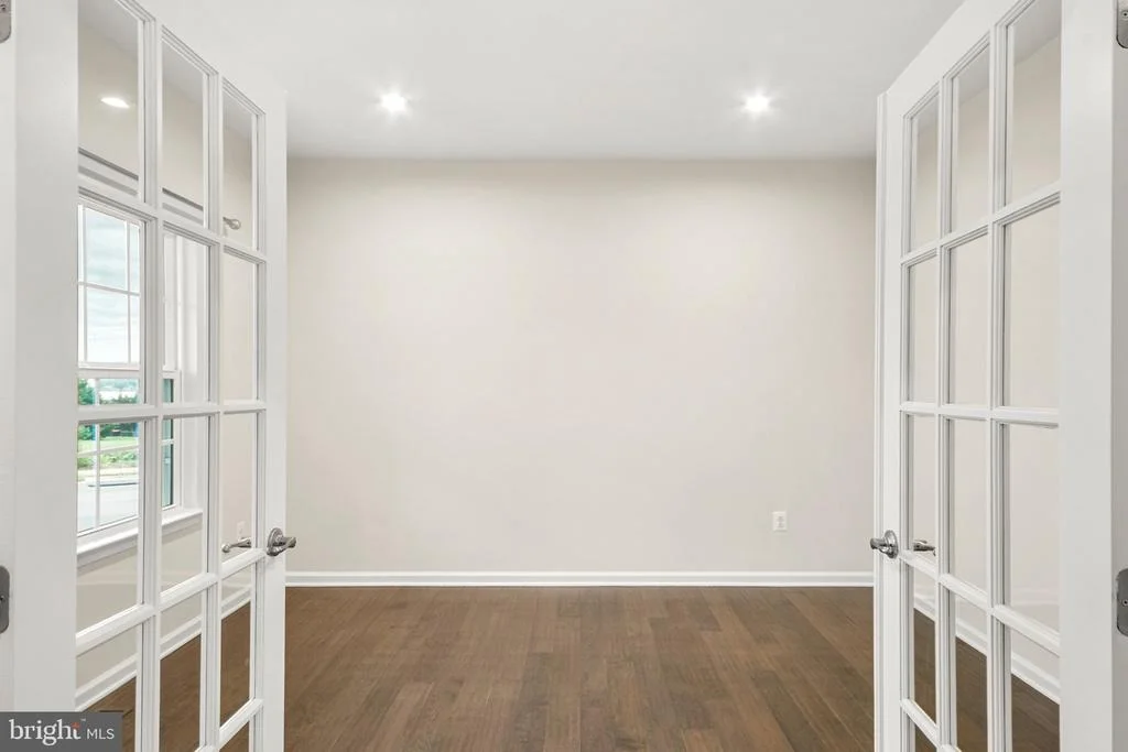Photo of 12 DEAN LANE