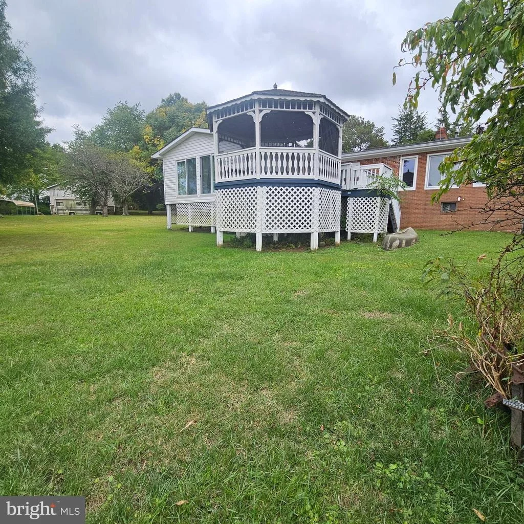 Photo of 36026 BAY DRIVE