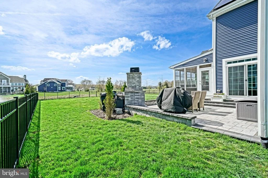 Photo of 33285 MAGGIE LANE