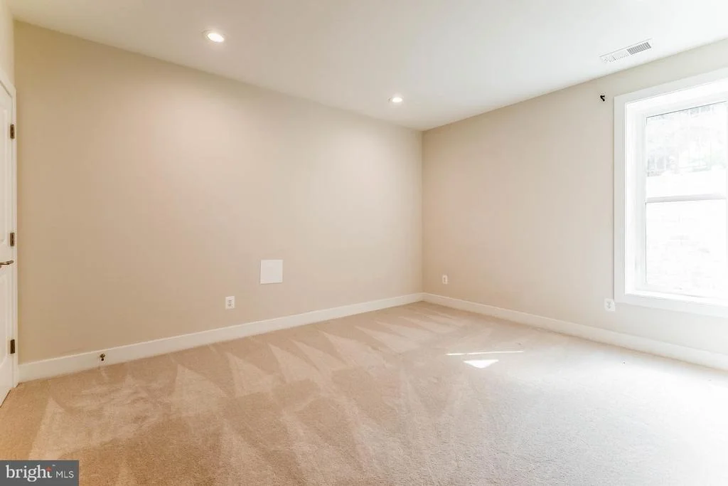 Photo of 1339 BEULAH ROAD