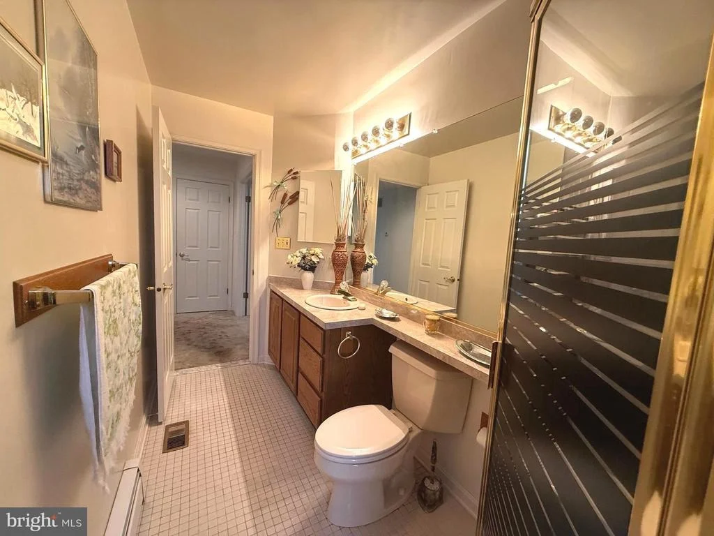 Photo of 7252 MEADOW LANE