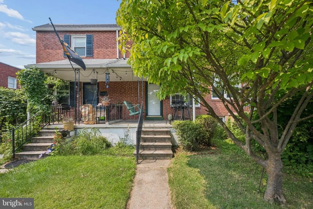 Photo of 1432 REDFERN AVENUE